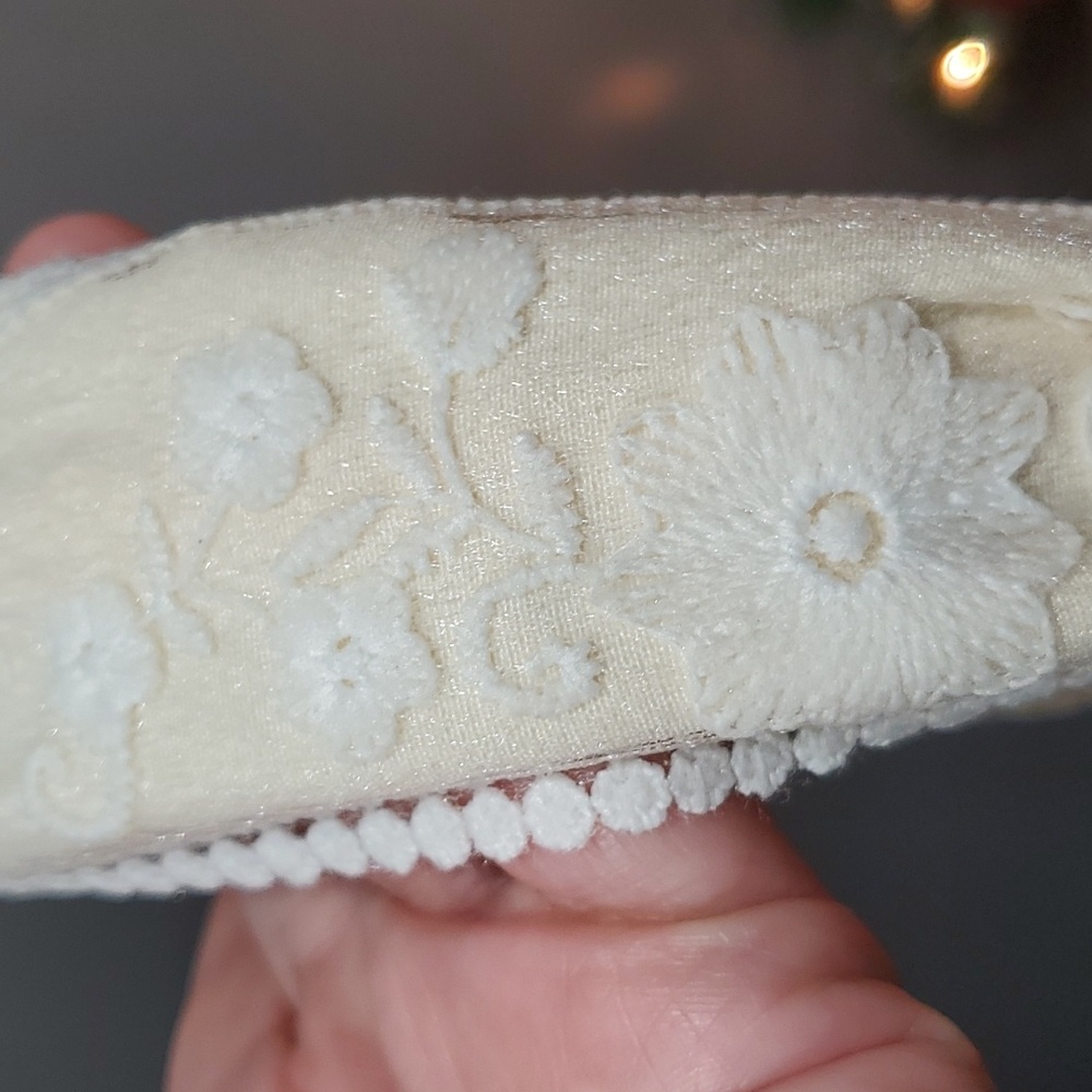 New boutique handmade top knot lace silk flexible headband off white - Picture 6 of 6